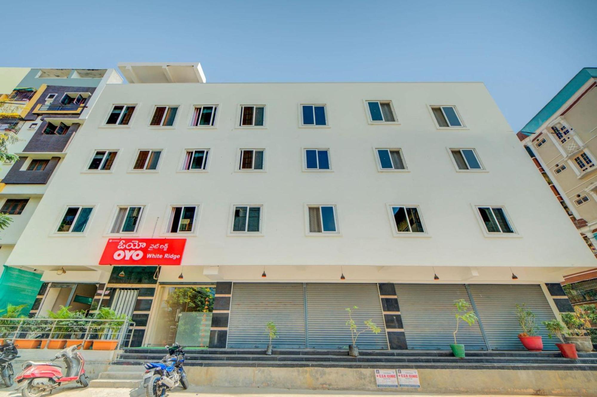 Super Hotel O White Ridge Sururnagar Buitenkant foto